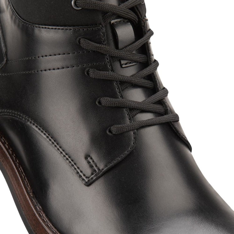 Botin casual agujeta