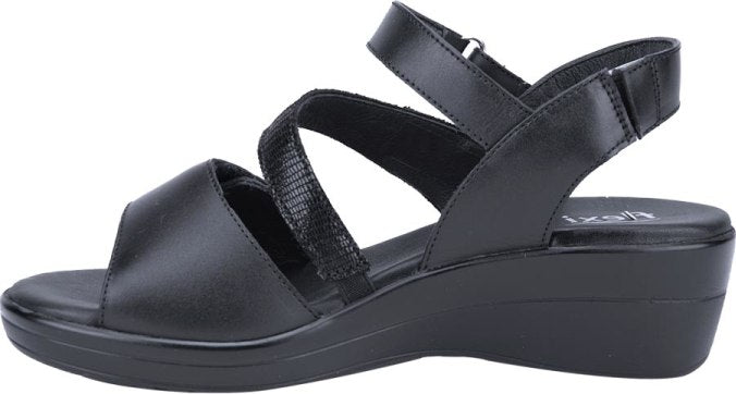 Sandalia negra