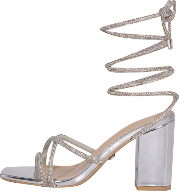 Zapatilla pedreria